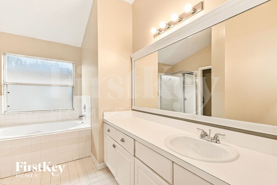 Building Photo - 2016 Cobblefield Cir