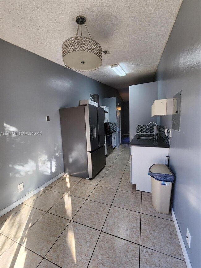 Building Photo - 7446 NW 34th St