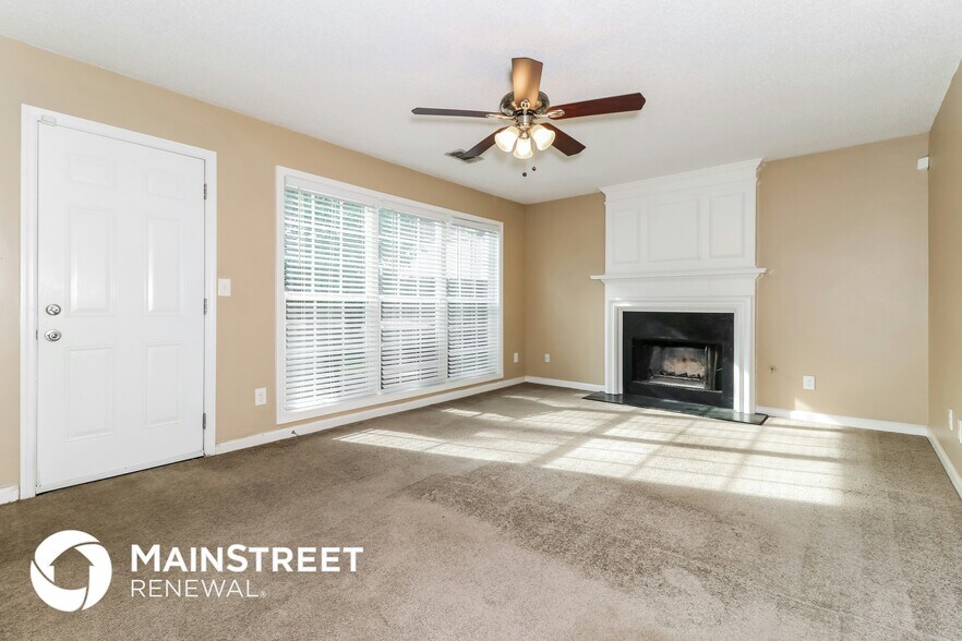 Building Photo - 835 Eagle Creek Dr NW