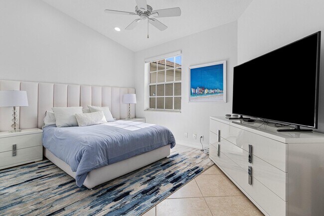 Building Photo - 6309 Graycliff Dr