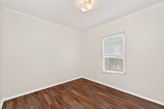 Building Photo - 11918 Greensbrook Forest Dr