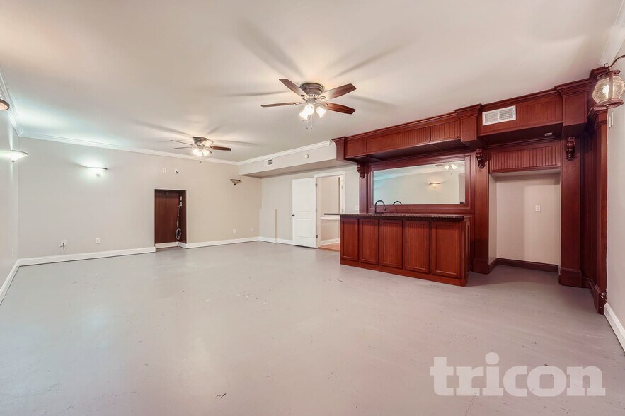 Building Photo - 1442 Hedgewood Ln NW