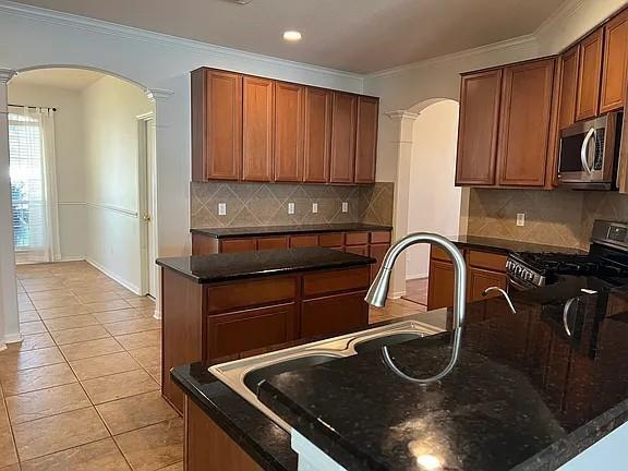 Building Photo - 15107 Magnoliabough Pl
