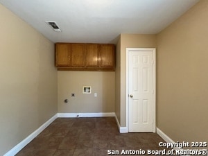 Building Photo - 243 Storeywood Dr