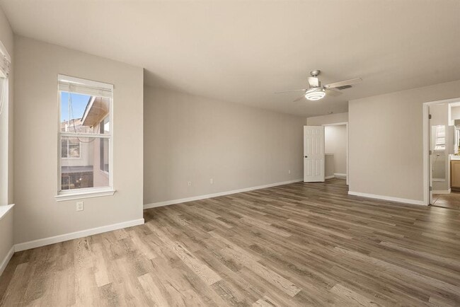 Building Photo - 3809 Tailfeather Dr