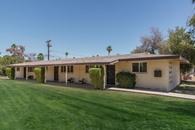Building Photo - 7802 E Heatherbrae Ave