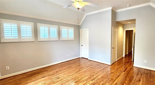 Building Photo - 5005 Gibson St