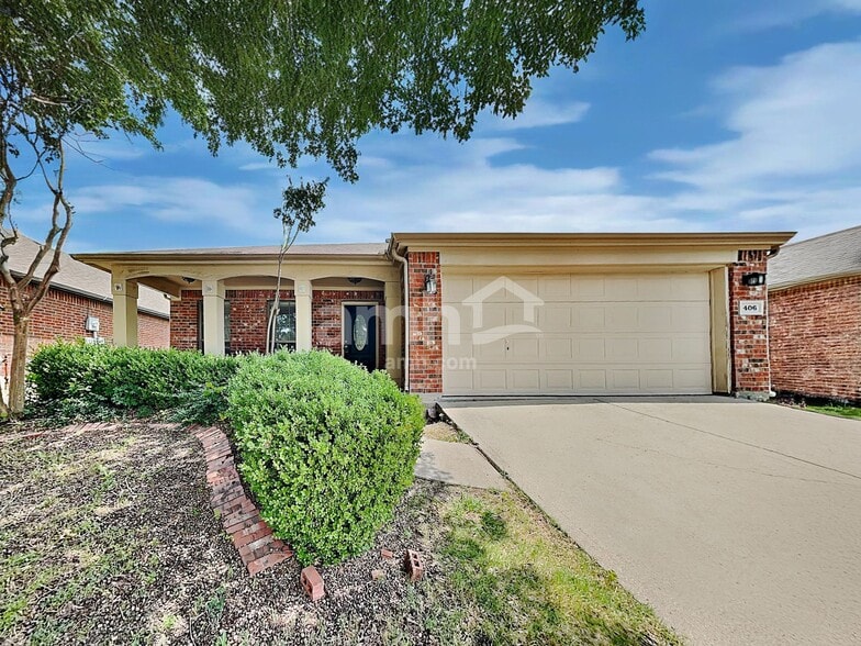 Primary Photo - 406 Fireberry Dr