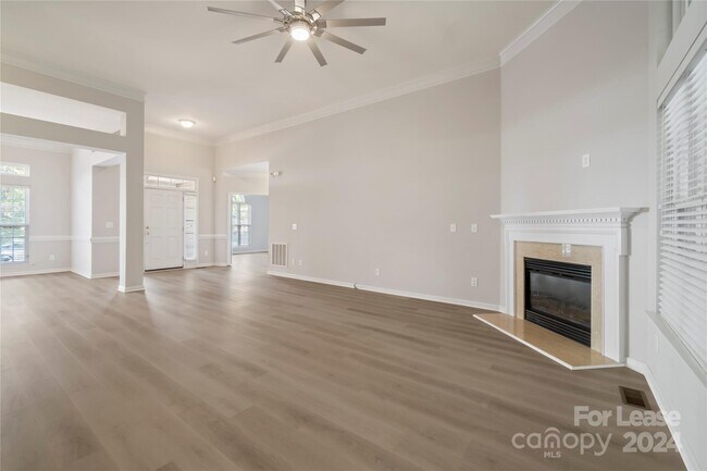 Building Photo - 20309 Northport Dr