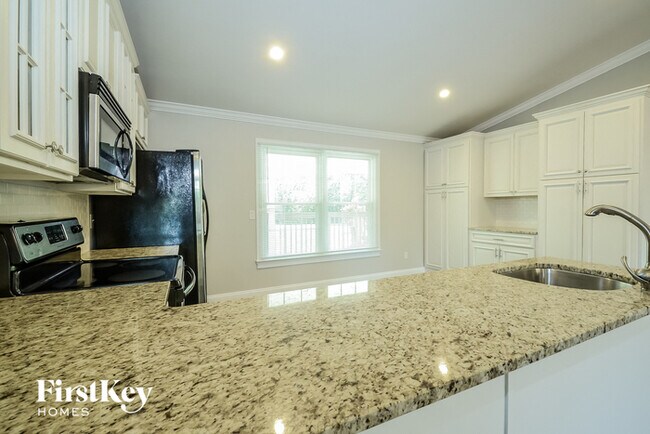 Building Photo - 4004 Pawnee Rosa Dr
