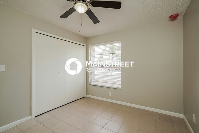 Building Photo - 3 Bedroom Pet-Friendly Home in CAPE CORAL, FL with Main Street Renewal