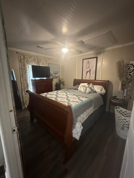 Building Photo - 313 Sage Tree Ct