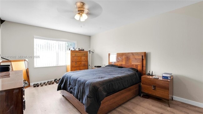 Building Photo - 6301 N Falls Cir Dr