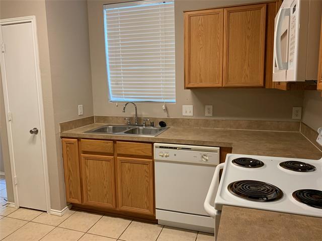 Building Photo - 1209 Ballymote Ln