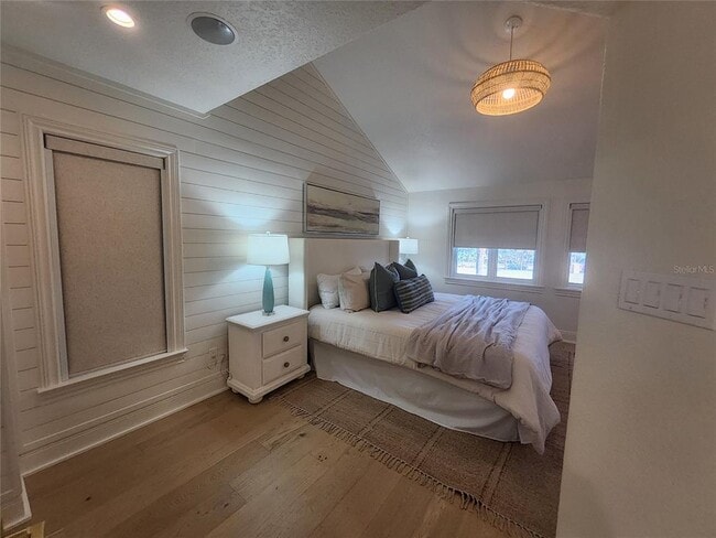 Building Photo - 1355 Pinellas Bayway S