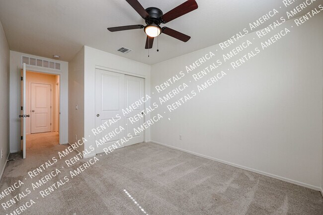 Building Photo - 7223 N 125th Dr