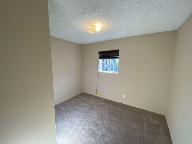 Building Photo - 2215-2217 1/2 S. Curson Avenue