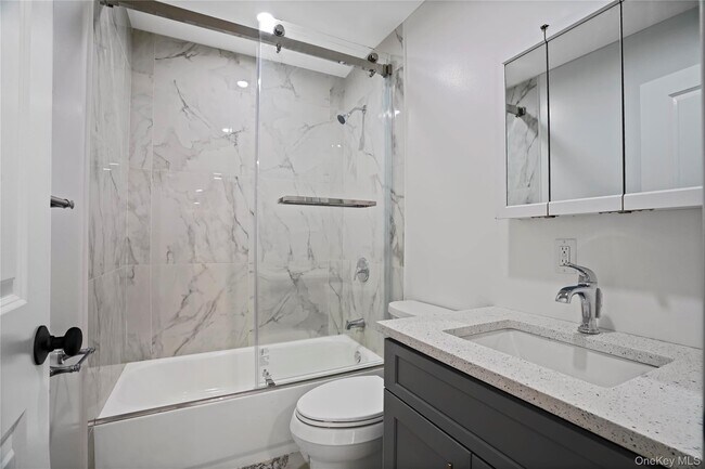 Building Photo - 80 Depeyster St