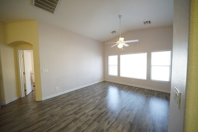 Building Photo - 5465 E Jackpot Winner Ln