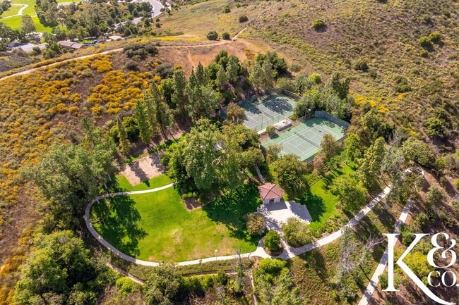 Building Photo - Relaxing Home in Vibrant Community with Pool, Spa, and Courts