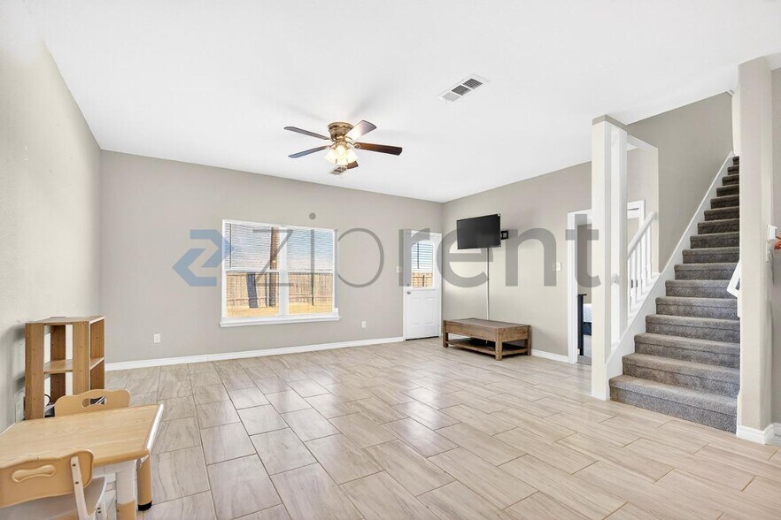 Building Photo - 312 Meadow View Ln