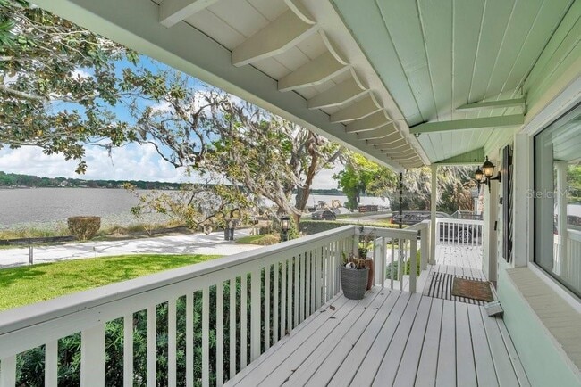 Building Photo - 812 East Blvd