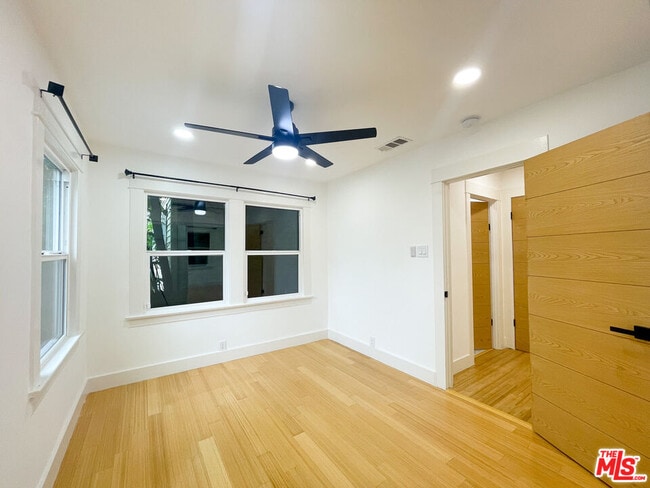 Building Photo - 2414 Effie St