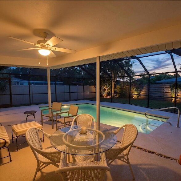 Building Photo - 3926 Calliandra Dr