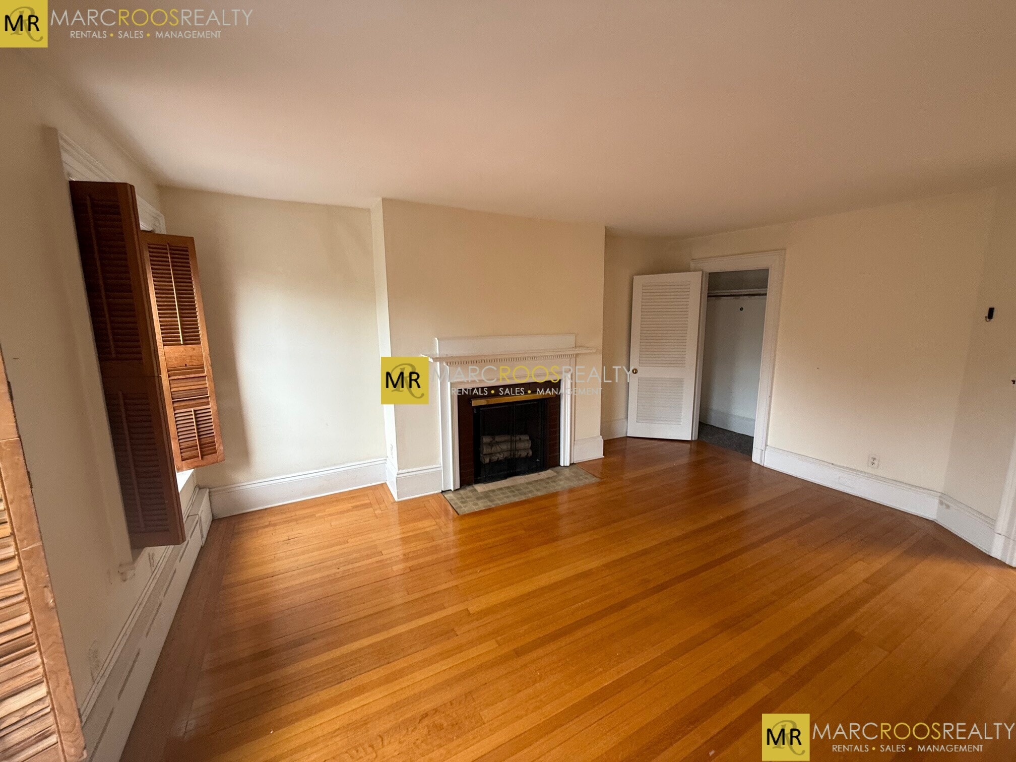 Building Photo - 1805 Beacon St