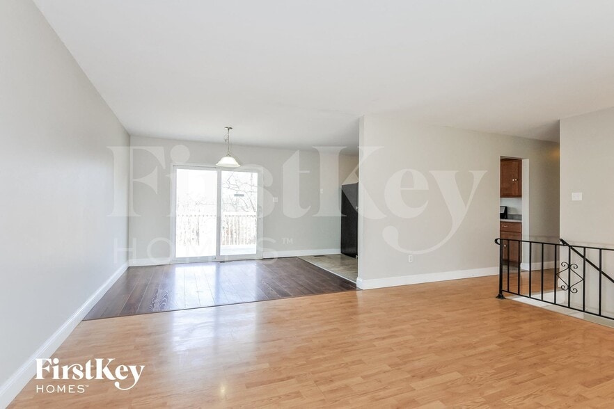 Building Photo - 41 Gary Glen Dr