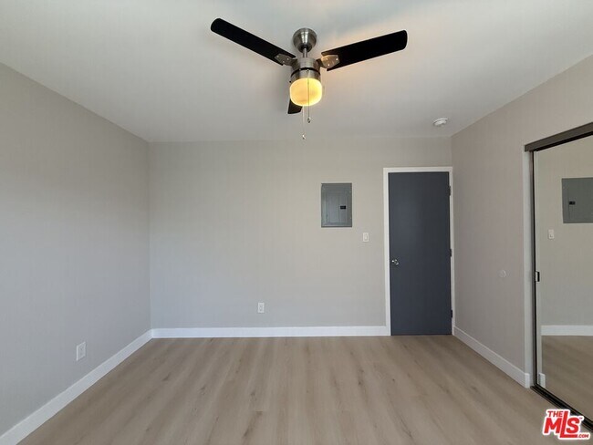 Building Photo - 1505 Cochran Ave