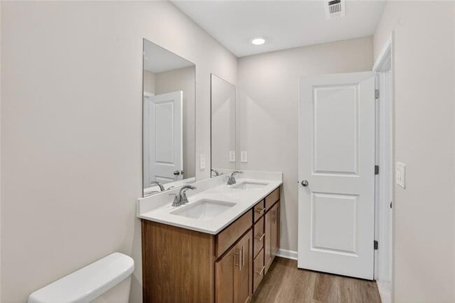 Building Photo - 6929 Winchester Pl