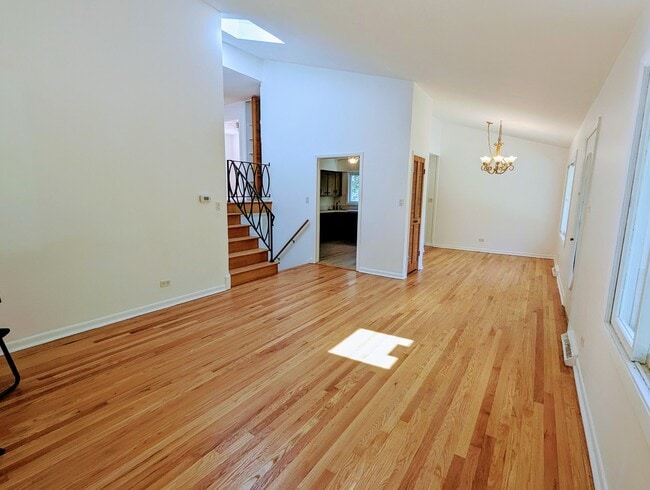 Building Photo - 8557 N National Ave