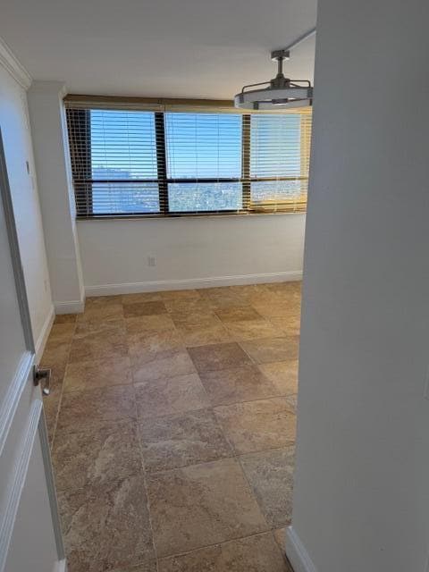 Building Photo - 5600 N Flagler Dr