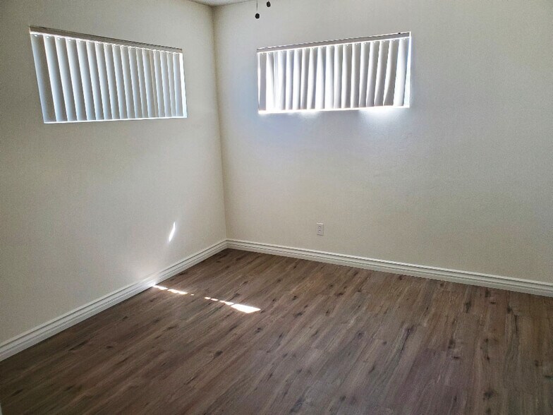 Building Photo - 361 13th St