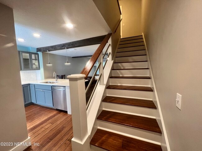 Building Photo - 108 Cranes Lake Dr