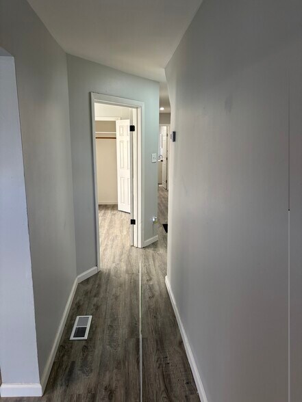 Building Photo - 5097 Minerva Ave