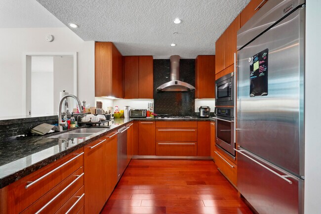 Primary Photo - 3141 Michelson Dr