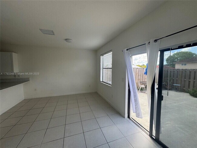 Building Photo - 18240 SW 148th Rd