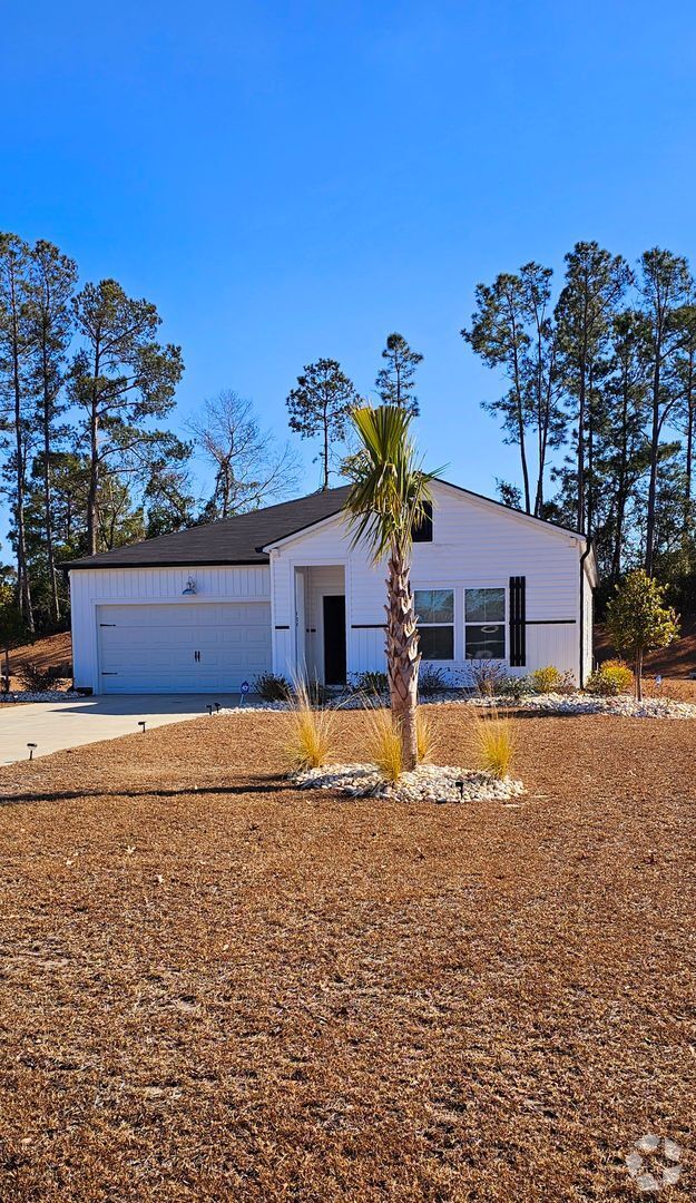 Building Photo - Charming 3-Bed, 2-Bath Home in Carolina La...