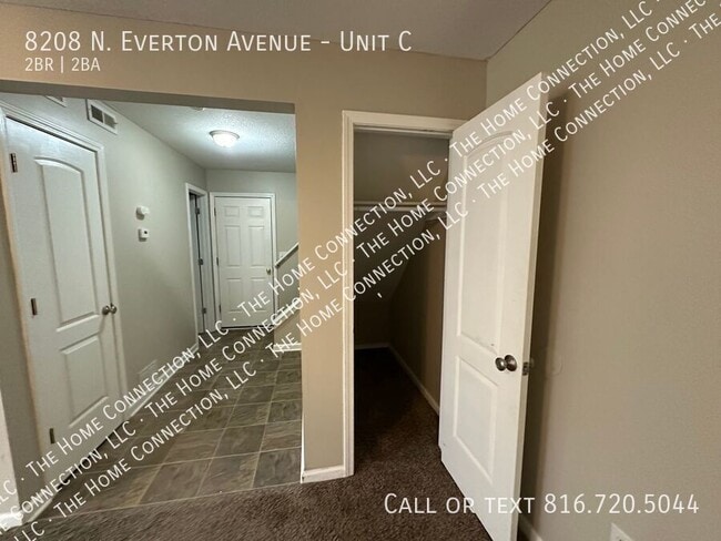 Building Photo - 8208 N Everton Ave