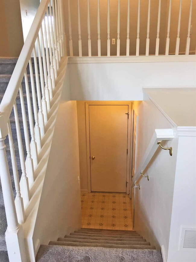 Building Photo - 2797 Barclay Way
