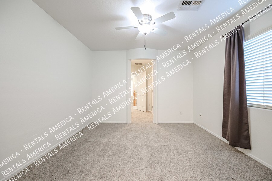 Building Photo - 22076 N 103rd Ln