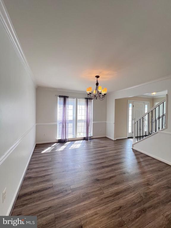 Building Photo - 10 Jolie Ct