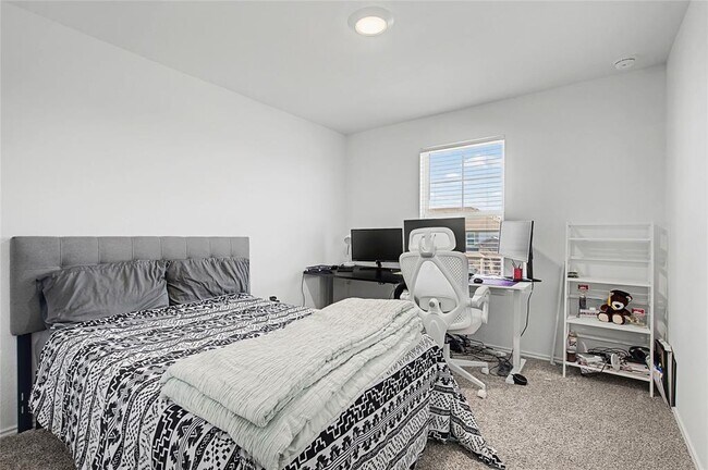 Building Photo - 18517 Cremello Dr