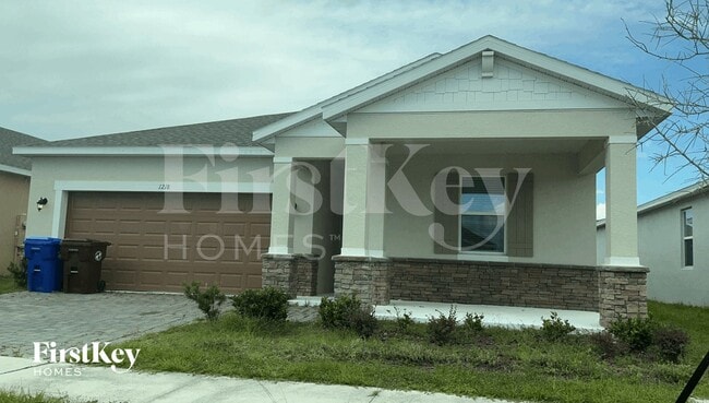 Building Photo - 1218 Ponca Rd