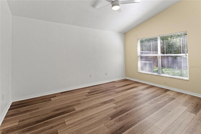 Building Photo - 10140 Somersby Dr