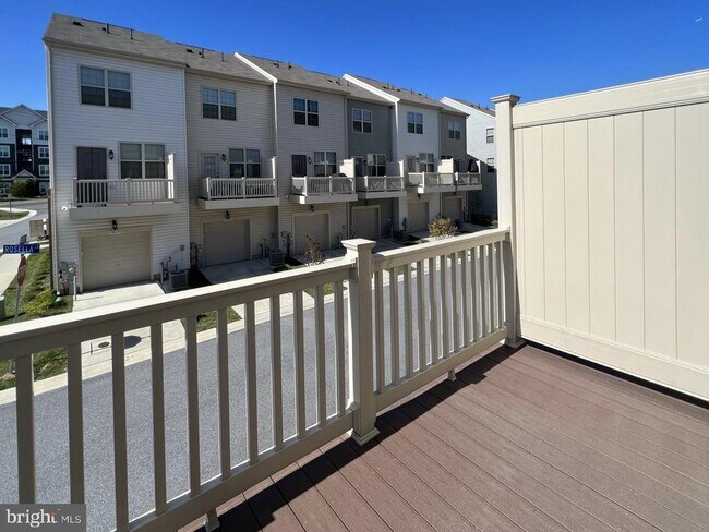 Building Photo - 7801 Rosella Ln