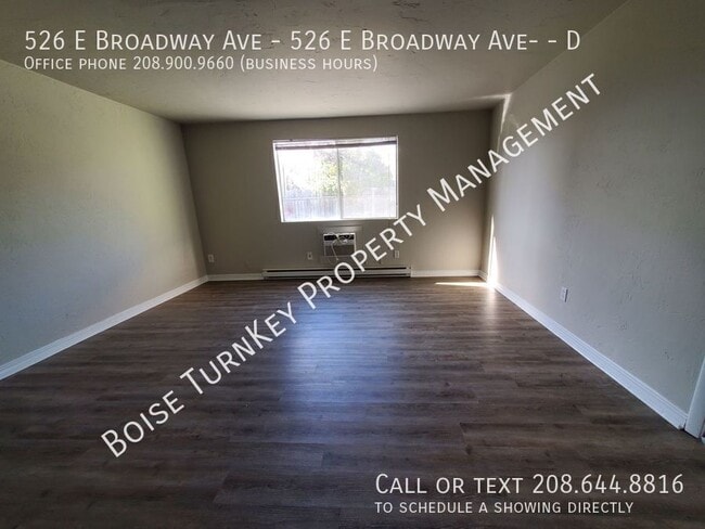 Building Photo - 526 E Broadway Ave