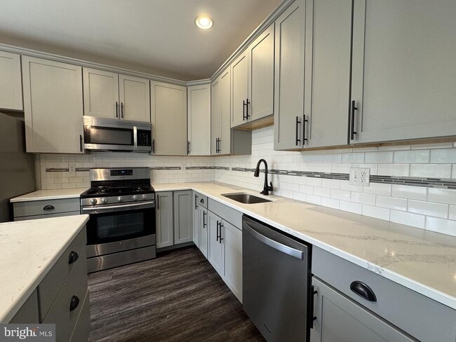 Building Photo - 2445 Founders Way